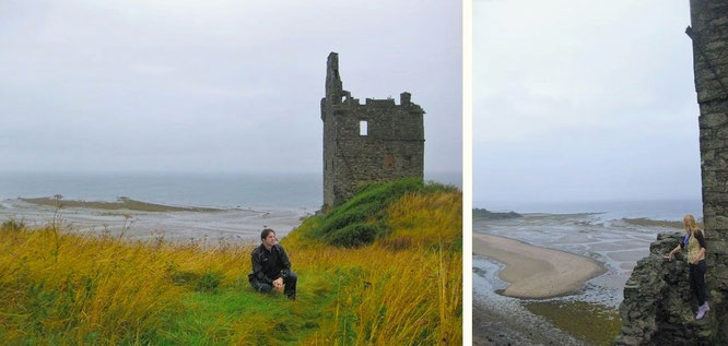 "Of dead kingdoms i recall the soul..." - scheinbar unspektakulär: Dunure Castle... - "...stands on a rocky promontory on the Carrick coast. From this point, you are able to enjoy the small harbour of Dunure."