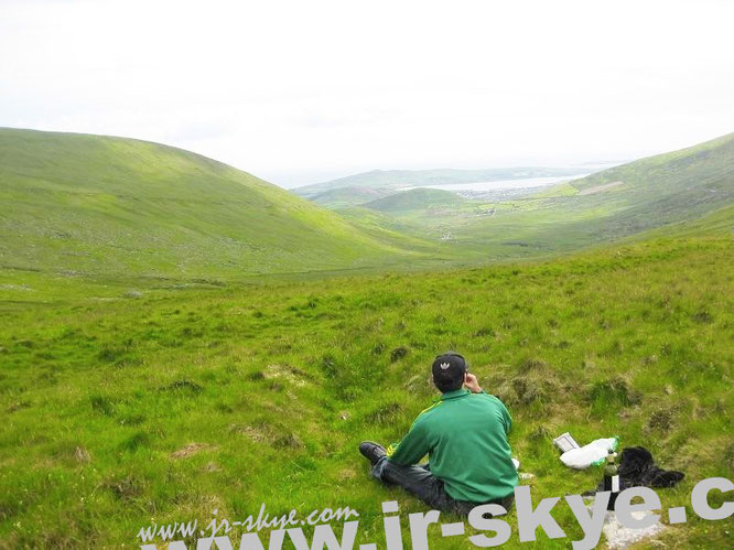 „Drinking red wine at CONOR PASS (An Chonair) #Dingle #Kerry #WildAtlanticWay (52° 10′ 54.94″ N, 10° 12′ 26.33″ W)…