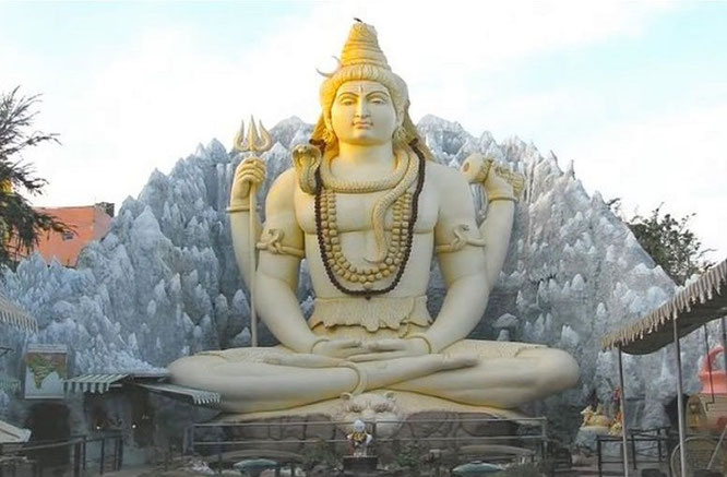 Shivoham Shiva Temple, Bangalore/Bengaluru - 12° 58′ 40.44″ N, 77° 35′ 33″ E ಬೆಂಗಳೂರು 