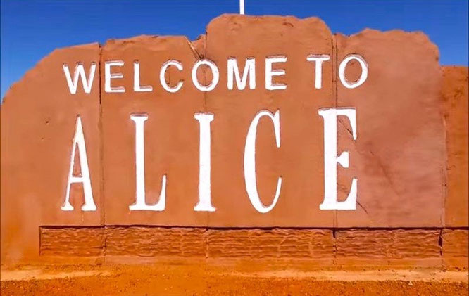 Welcome to Alice Springs, Northern Territory, Australia - 23° 42′ 0″ S, 133° 48′ 0″ E 