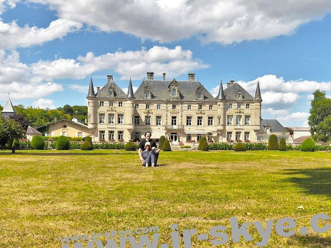 Von 1694 scheinbar in die 1930er Jahre katapultiert: Château des Monthairons 