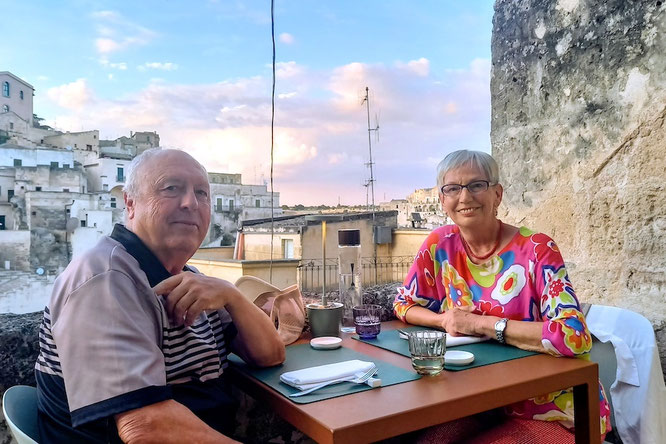 Foto privat, Juni 2026 in Matera - fehlt nur noch der Wein zum Anstoßen