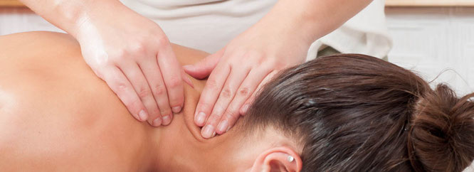 Massage lors d'une retraite thérapeutique