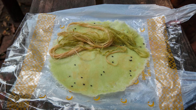 Roti Sai Mai - Crèpe mit Zuckerwatte