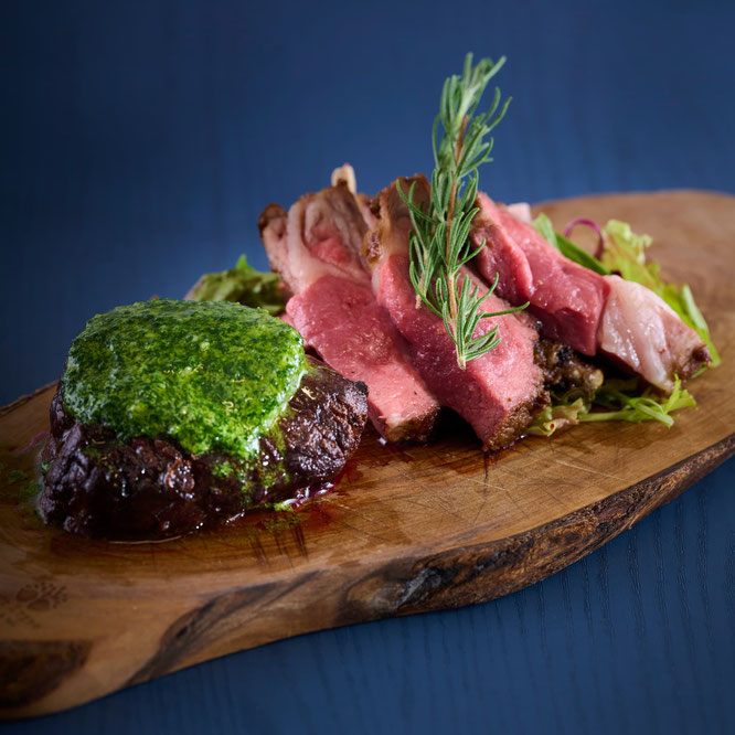 ・Bistro CentGrammes Charbon 英国産ラム2種の炭火焼き / 3,280円