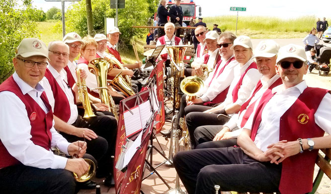 Festumzug zum Feuerwehrjubiläum in Falkenhagen/Mark