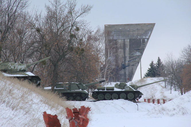 Viele Denkmäler erinnern in der Ostukraine an die mit Russland gemeinsame sowjetische Geschichte
