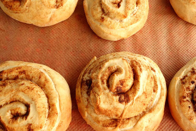 Bild: Zimtschnecken vegan mit Kardamom