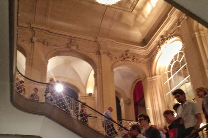 Bild: Halle in der Komischen Oper, Berlin