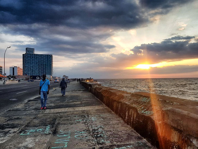 Die Uferpromenade "Malecon" in Havanna