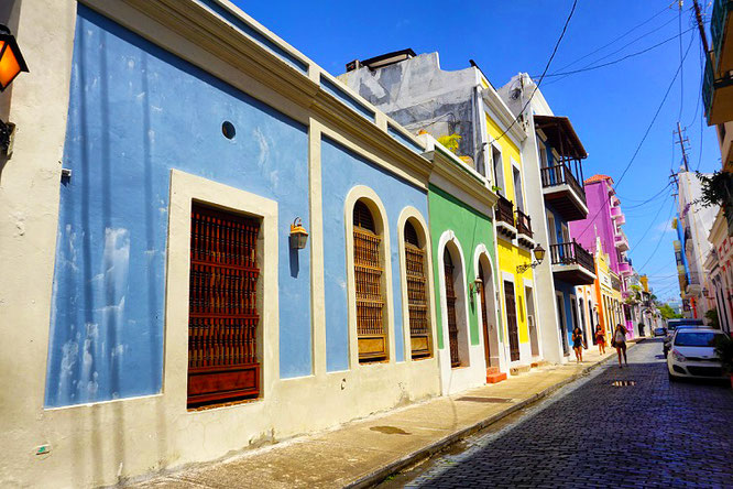 San Juan mit seinen bunt schillernden Hauswänden