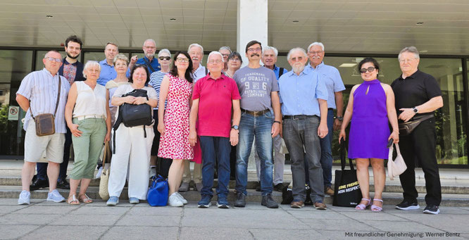 Die Reisegruppe mit MdL Christine Neumann-Martin