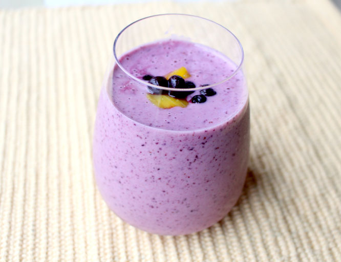 Perfect, refreshing smoothie made with frozen blueberries, mango, and greek yogurt. So simple, healthy, and delicious! - by homemade nutrition - www.homemadenutrition.com