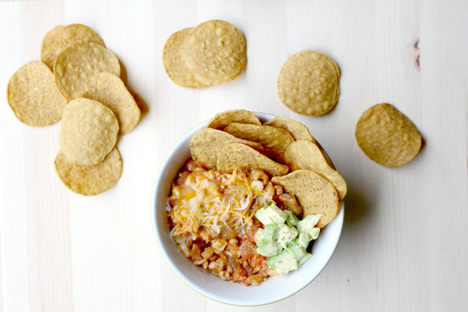 Amazing recipe for healthy turkey taco meat served as "upside down nachos" with sweet potato chips - by homemade nutrition - www.homemadenutrition.com