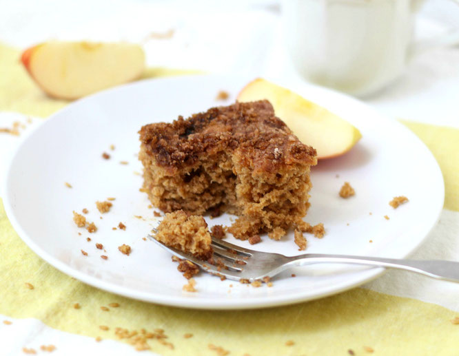 This spiced apple-cardamom coffee cake is nothing short of delectable.  It's the perfect breakfast to welcome the weekend. 