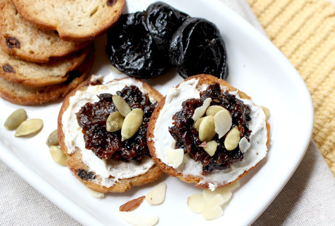 California dried plums are the perfect addition to these cinnamon cream cheese breakfast bites! This is such a tasty breakfast! #ad- www.homemadenutrition.com