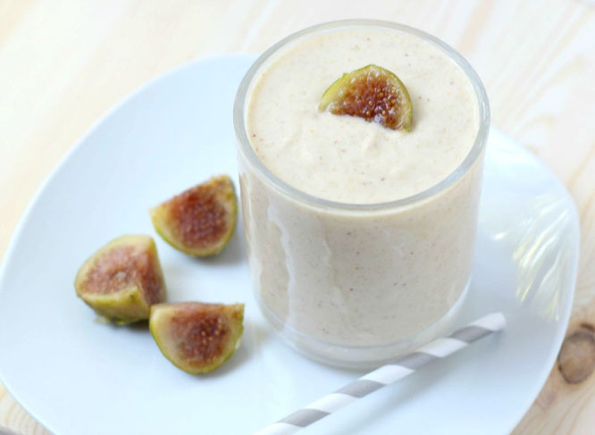 This four ingredient smoothie is sweet, creamy, and so satisfying!  Figs, honey, and apples make for a beautiful combination of flavors that is the perfect way to start the day! 