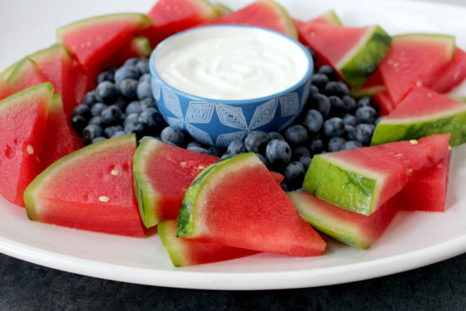 This red, white, and blue fruit platter with yogurt dip is a simple, delicious, and healthy four- ingredient patriotic appetizer!