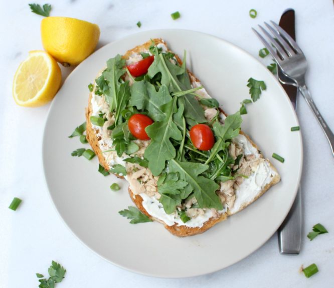 Open-faced garden tuna sandwiches are a delicious, light summer lunch or dinner! #ad - www.homemadenutrition.com