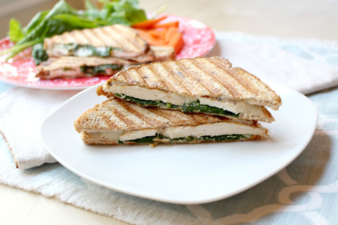 This Italian chicken panini comes together in minutes and is perfect for a quick weeknight meal!  Plus it can be made all in one skillet or on a panini press, so cleanup is a breeze! - www.homemadenutrition.com