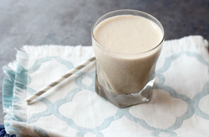 This iced latte smoothie is the perfect healthy cold treat for a hot summer day. Chia seeds, banana, and a boost of protein also make this a great option for a quick meal!