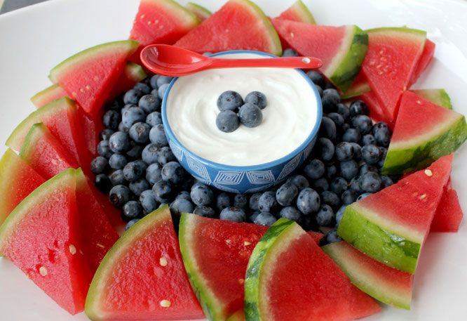 This red, white, and blue fruit platter with yogurt dip is a simple, delicious, and healthy four- ingredient patriotic appetizer!