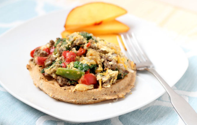 Breakfast Beef Sausage, Egg, and Veggie Waffle Pizzas #AD