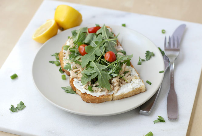 Open-faced garden tuna sandwiches are a delicious, light summer lunch or dinner! #ad - www.homemadenutrition.com