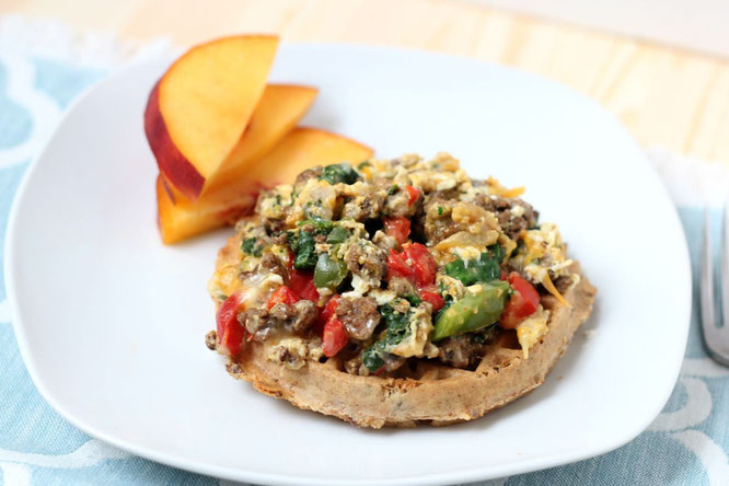 Breakfast Beef Sausage, Egg, and Veggie Waffle Pizzas #AD