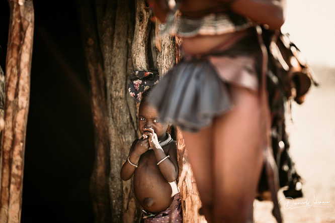 himba junge epupa kaokoveld namibia