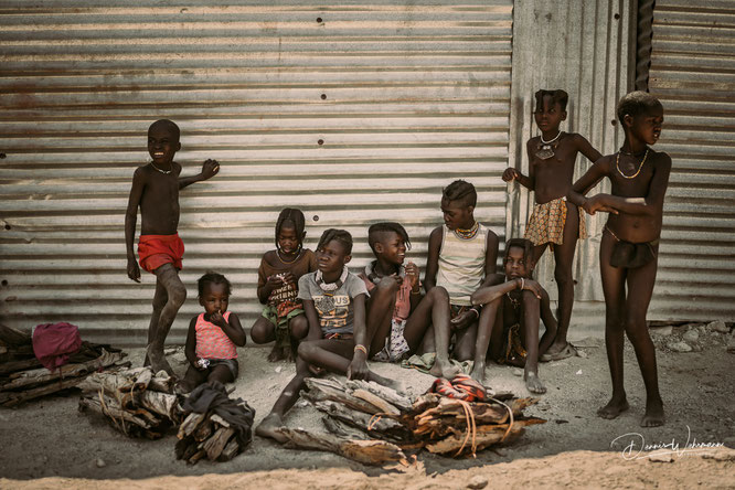 nikon z7 35mm portrait himba kids - Epupa falls namibia