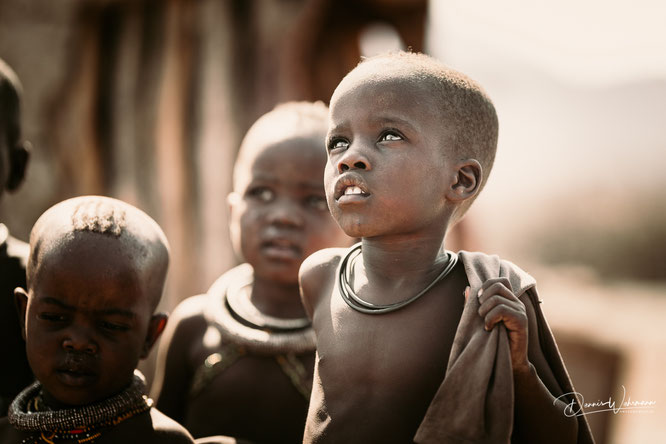 himba junge epupa kaokoveld namibia