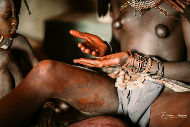 himba frau kunene kaokoveld namibia