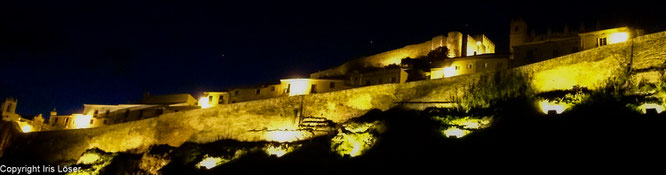 Mertola bei Nacht - Mit dem Wohnmobil nach Portugal