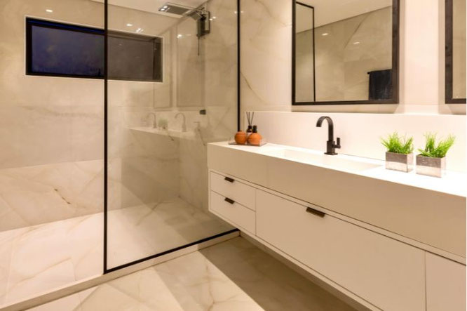 Opgeruimde badkamer? Budgetvriendelijke badkameraccessoires