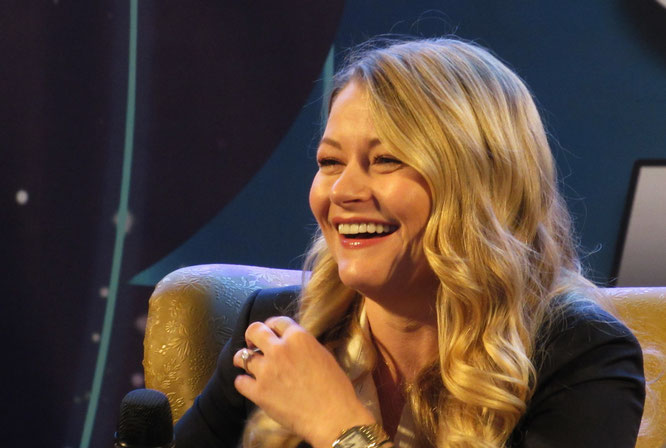 Emilie de Ravin at Comic Con Brussels 2022 (by Conmose)