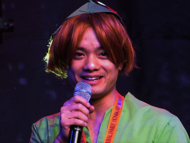 Osric Chau ("Supernatural", "Dirk Gently", "2012") on stage at Dutch Comic Con 2015