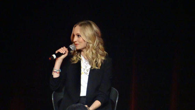 Candice King during her panel