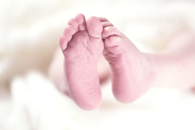 Babyfüße auf Mama-Blog Patschehand.de: Artikel rund um die Suche nach dem perfekten Vornamen.