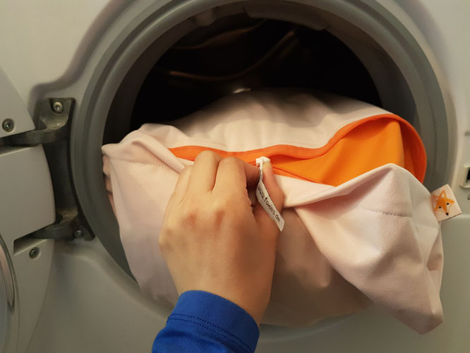 Produkttest "Foxy Baby"-Waschsack: Funktioniert die Selbstentleerung?