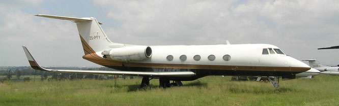 08-02-2016 - ZS-PYY (GII-SP, 26) - Lanseria International Airport, South Africa - (C) R. Verhaegh