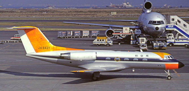 15-11-1985 - JA8431 (GII, 141) - Tokyo-Haneda, Japan - (C) Kurt Kolb