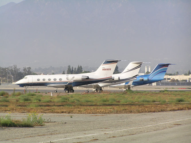 26-10-2016 - N868DS (Gulfstream II, 123) - Ontario (CA), USA - (C) R. Verhaegh