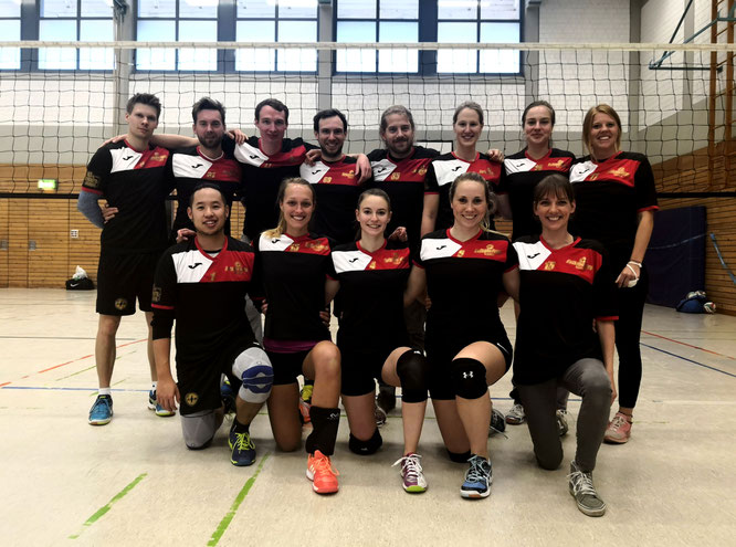 Das "Schmetterlicious"-Team beim 15. und letzten Spieltag der Saison 2018/19 am 31.03.2019 in Essen (Foto: Gött)