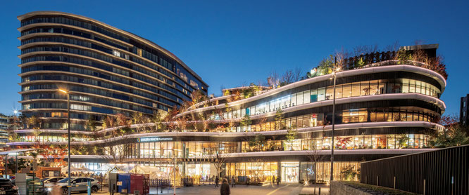 사쿠라마치 쇼핑몰, 큐슈지역 최대쇼핑타운, 숙소에서 걸어서 3분.