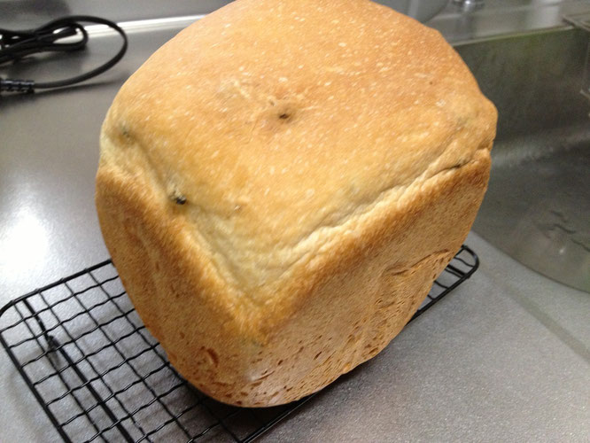 ホームベーカリー機で作ったパン