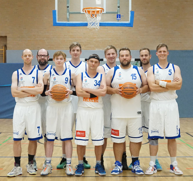 Die 4. Herren beim 88:87-Sieg in Bremerhaven im Oktober 2023. 