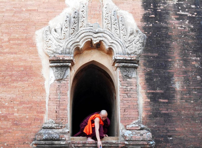 Dhammayangyi temple in Bagan