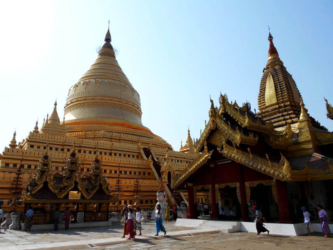 Shwezigon pagoda in Bagan