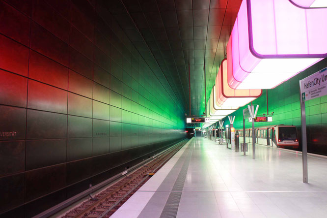 Hafen City university rainbow lights